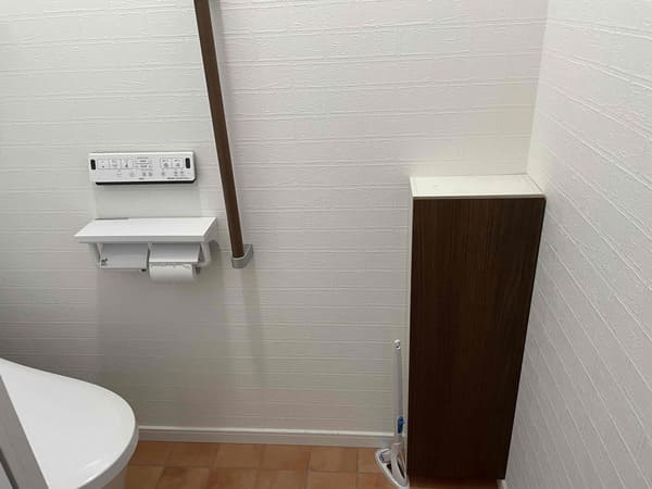 アイフルホームのトイレの収納の標準仕様
